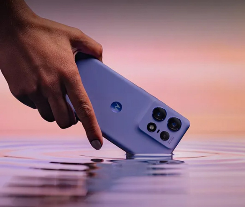 Motorola представила смартфон Edge 50 Pro за $383 со Snapdragon 7 Gen 3, продвинутыми камерами и 125-Вт зарядкой